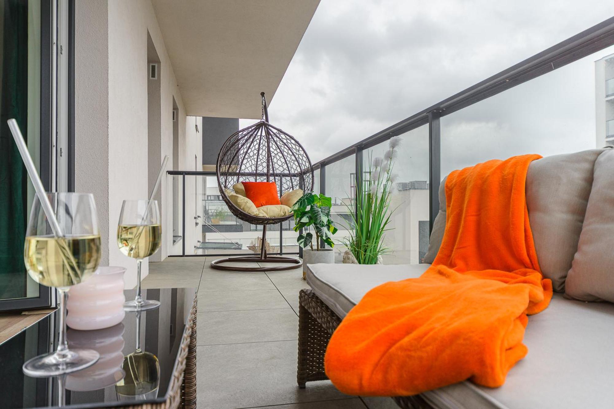 לודז' Lumina Stylish 3-Room Apart With Balcony מראה חיצוני תמונה